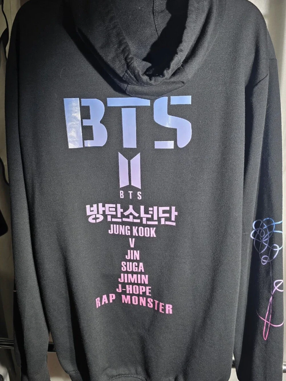 N/A black bts
